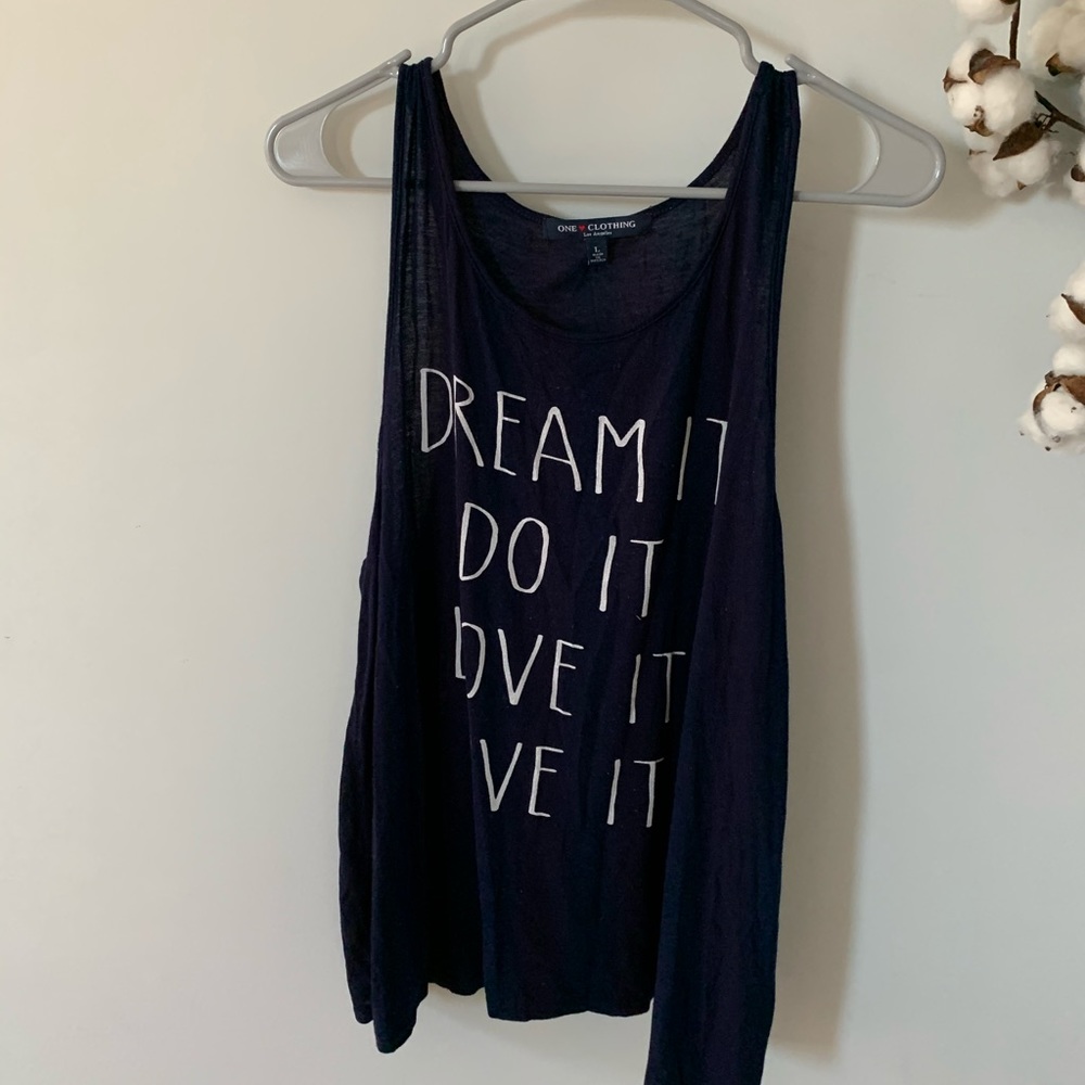 Flowy tank